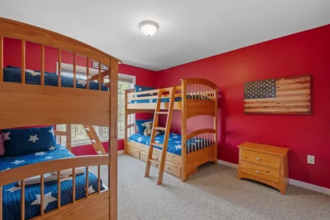 109 Woodland Loop Lincoln NH 03251