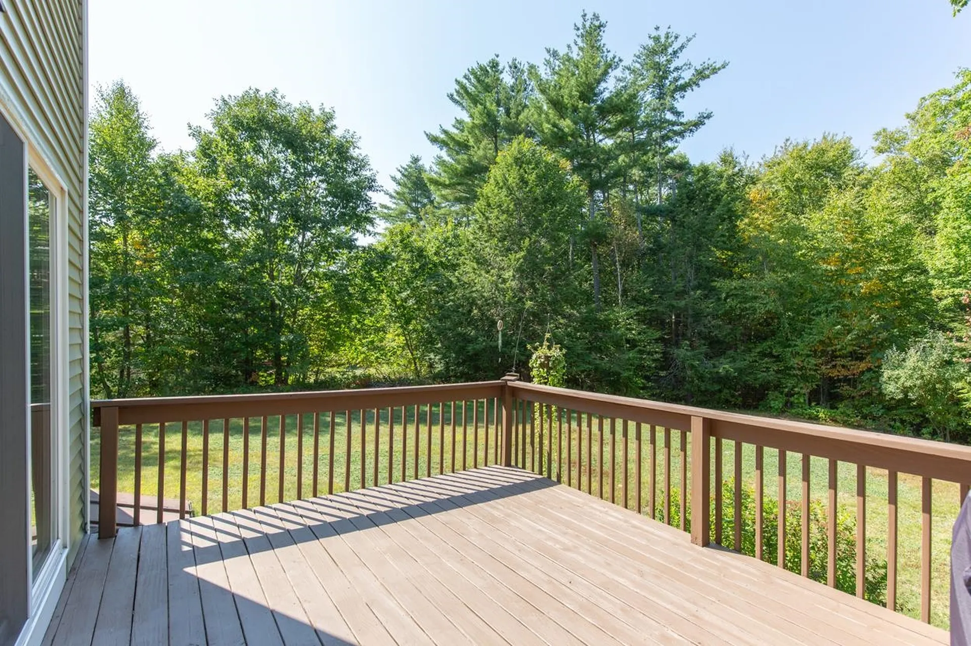 20 Sherman Drive Raymond NH 03077