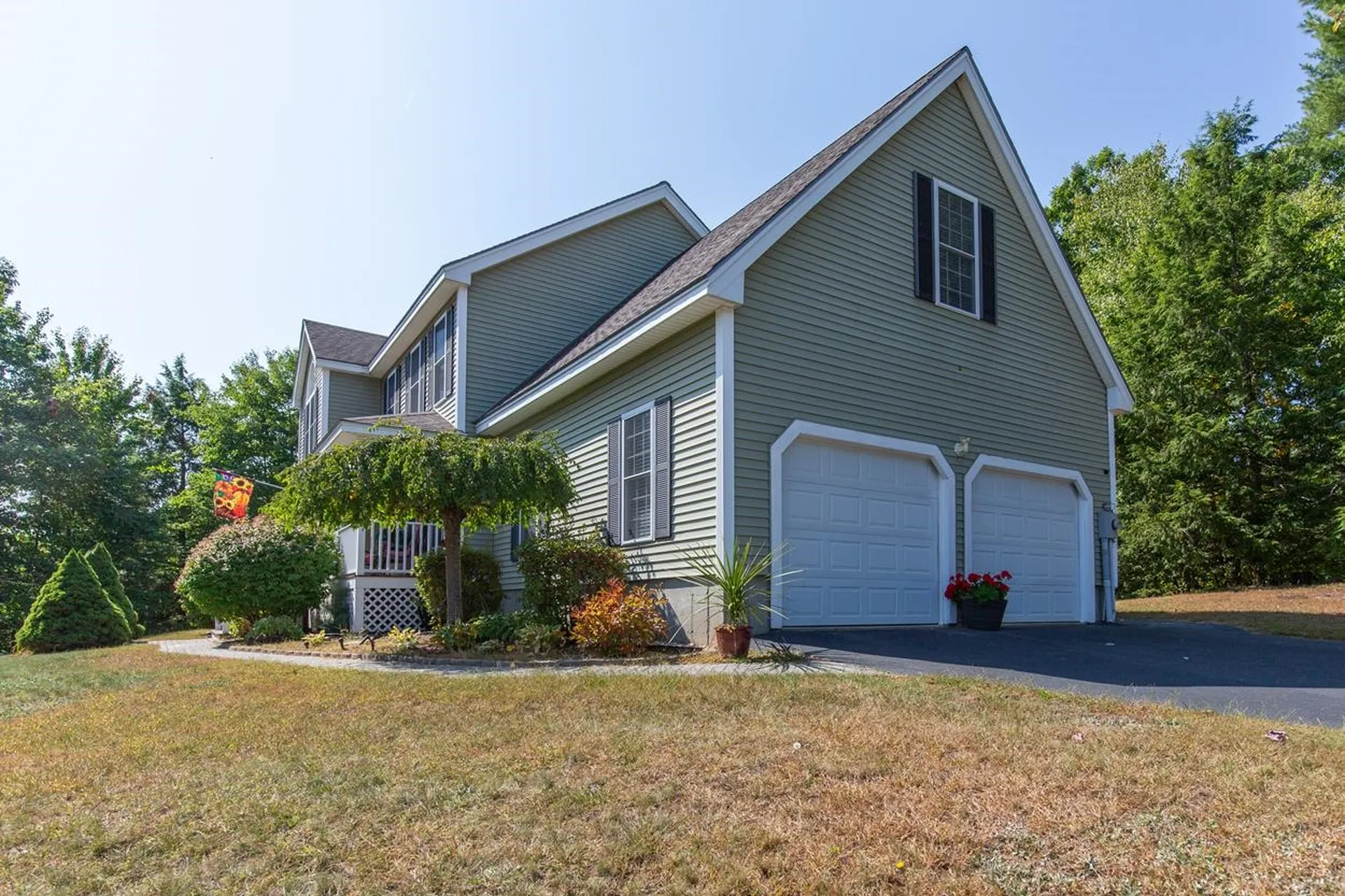 20 Sherman Drive Raymond NH 03077