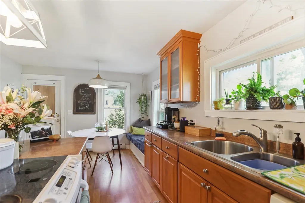 186 West Street Essex VT 05452