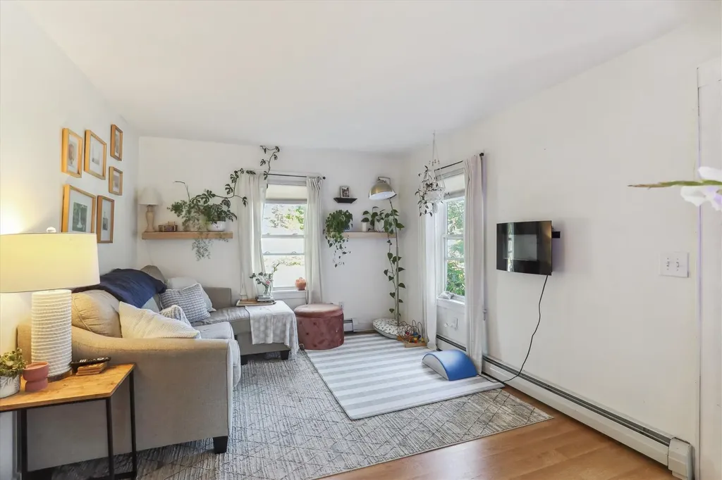 186 West Street Essex VT 05452