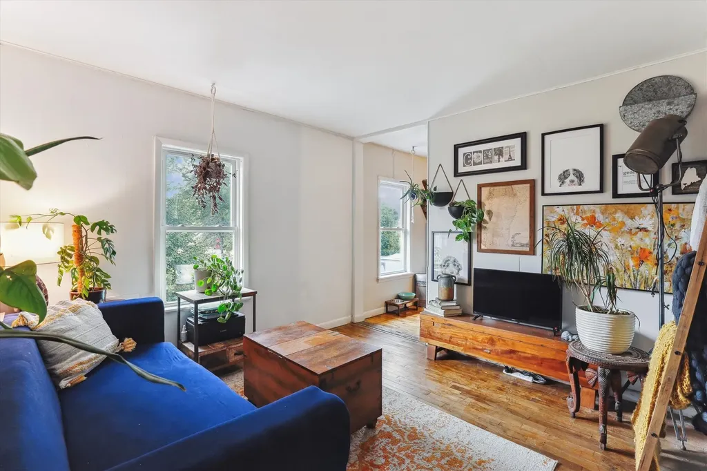 186 West Street Essex VT 05452