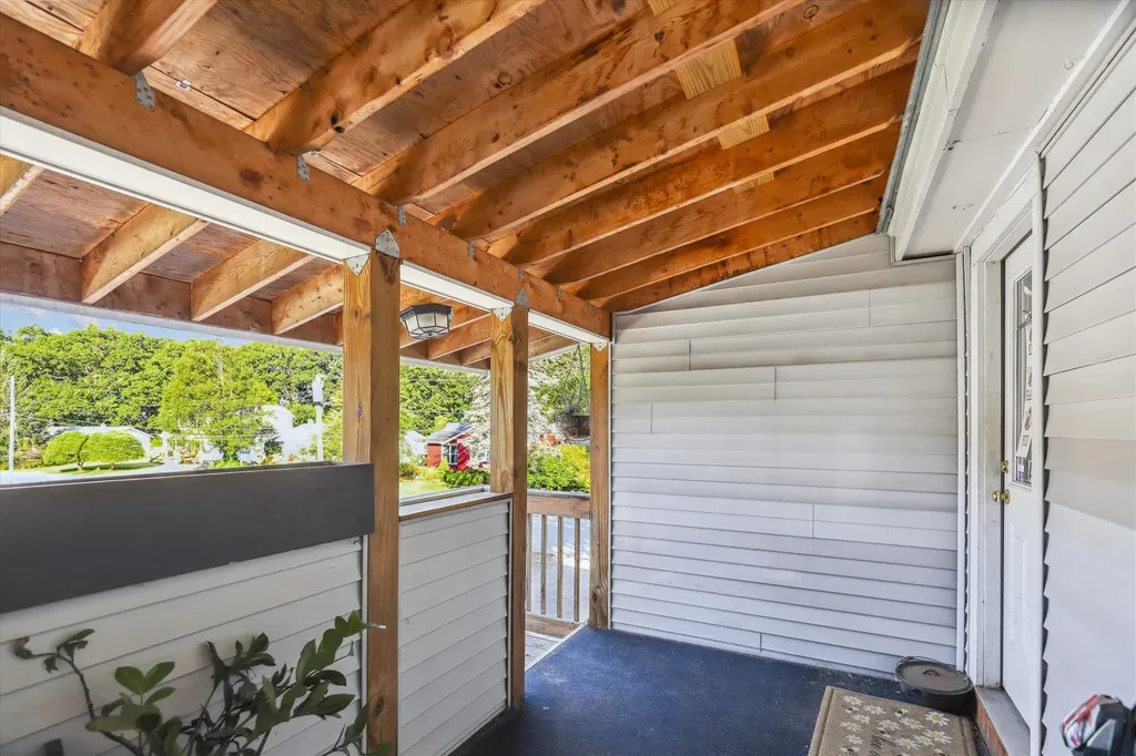 186 West Street Essex VT 05452