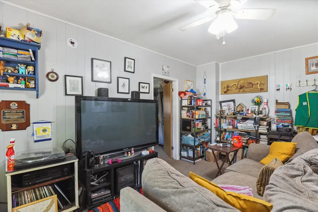 186 West Street Essex VT 05452