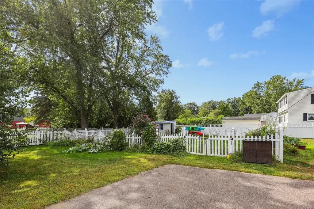 186 West Street Essex VT 05452