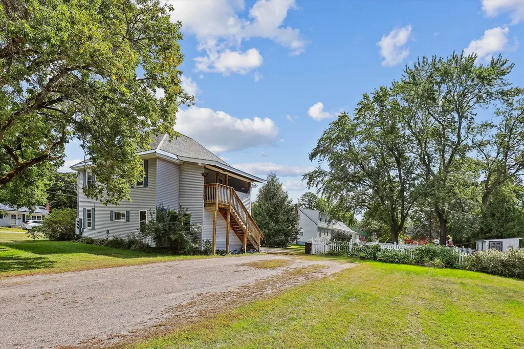 186 West Street Essex VT 05452