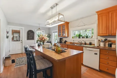 186 West Street Essex VT 05452