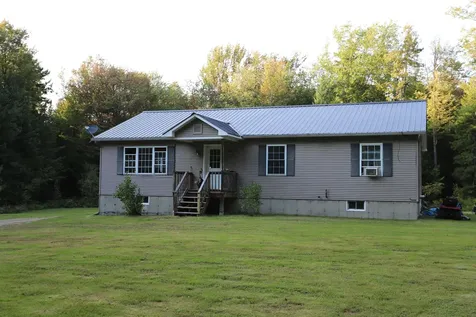 2860 Searles Road Troy VT 05859