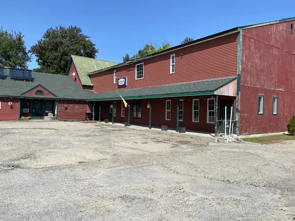 90 Lake Street Bristol NH 03222