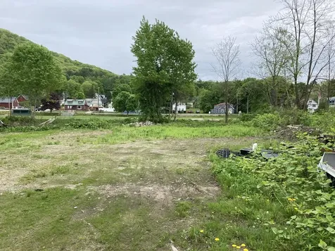 90 Lake Street Bristol NH 03222