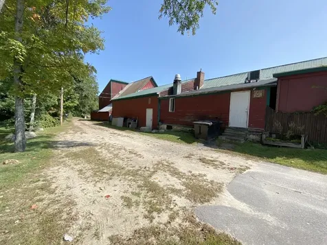 90 Lake Street Bristol NH 03222