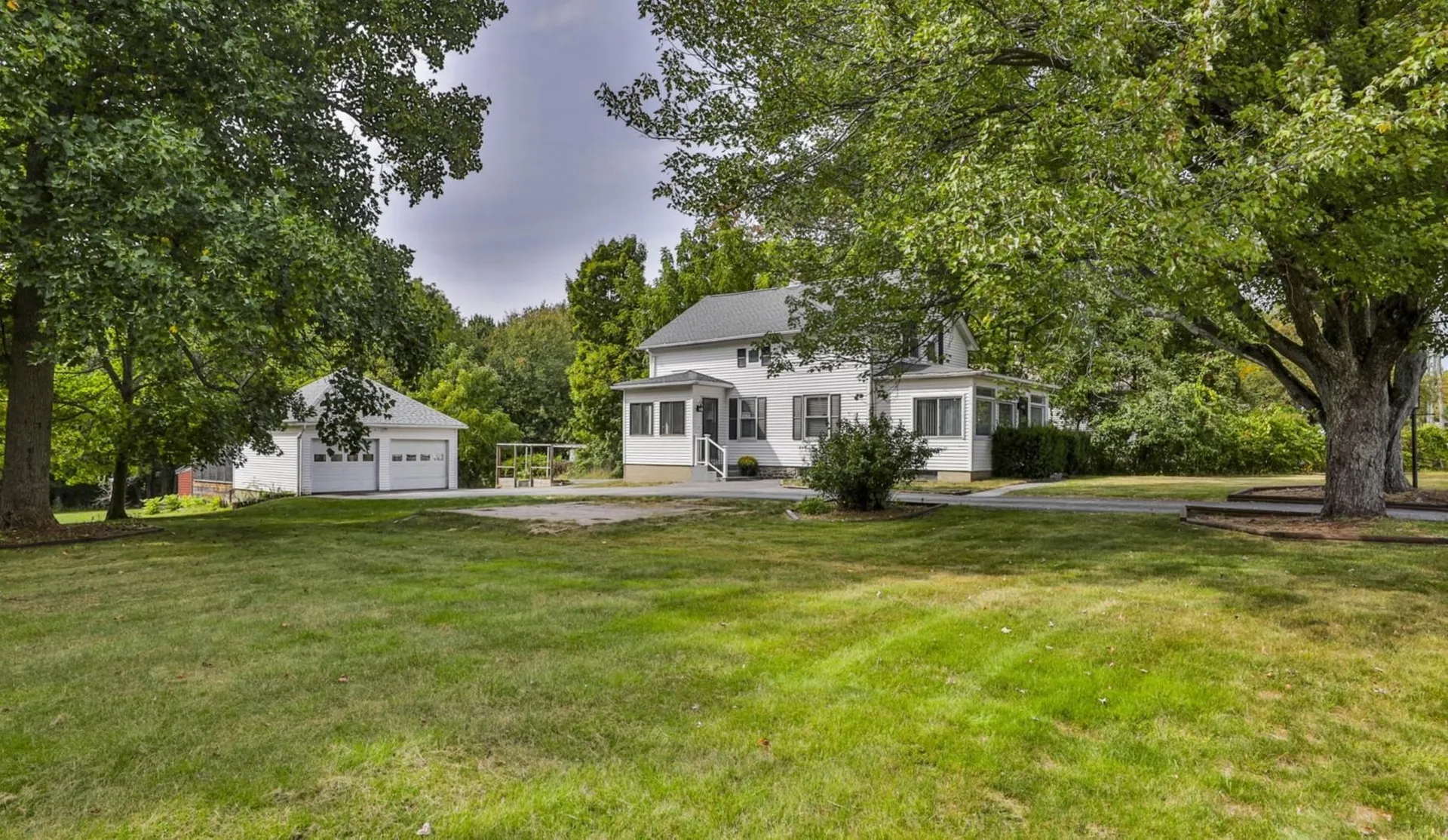 181 S Mammoth Road Manchester NH 03109