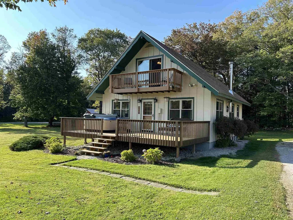 1667 Hortonville Road Mount Holly VT 05758