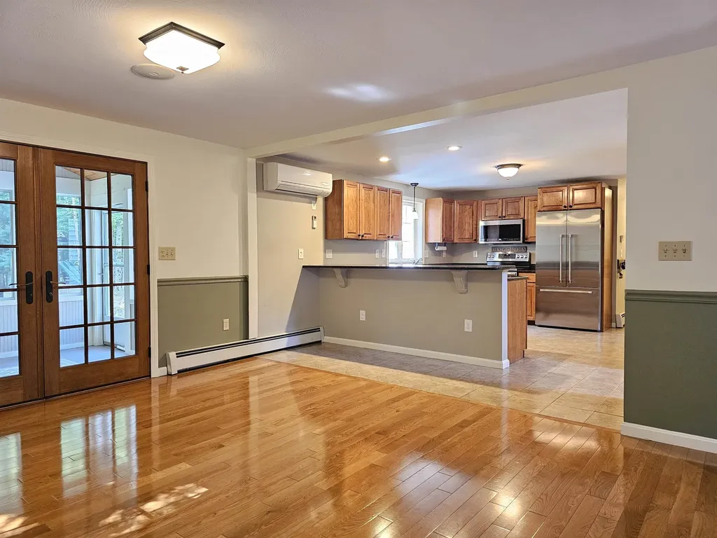 21 Cindy Drive Hooksett NH 03106