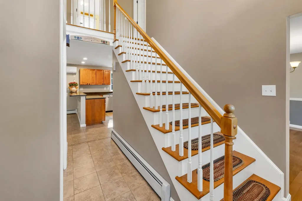 21 Cindy Drive Hooksett NH 03106