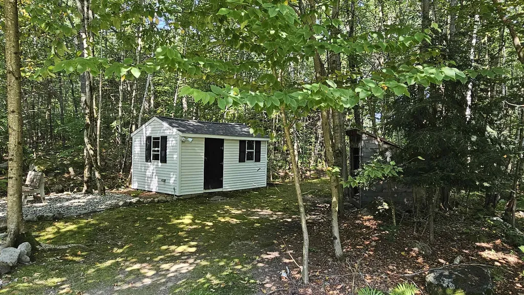 21 Cindy Drive Hooksett NH 03106