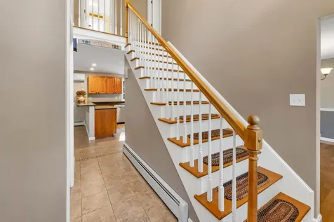 21 Cindy Drive Hooksett NH 03106