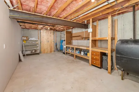 21 Cindy Drive Hooksett NH 03106