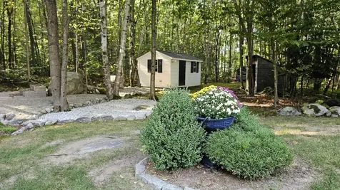 21 Cindy Drive Hooksett NH 03106