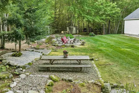 21 Cindy Drive Hooksett NH 03106