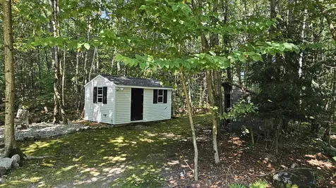 21 Cindy Drive Hooksett NH 03106