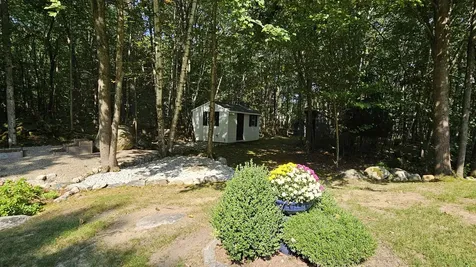 21 Cindy Drive Hooksett NH 03106