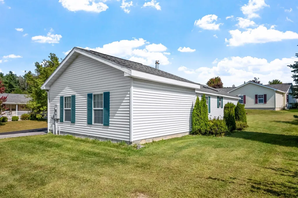 3 Mountain View Drive Franklin NH 03235