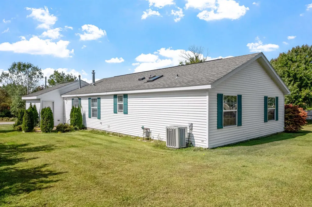 3 Mountain View Drive Franklin NH 03235