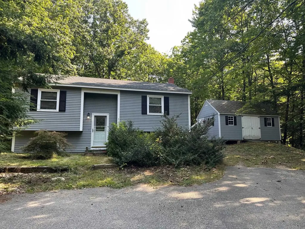 5 Old Woodhill Road Bow NH 03304