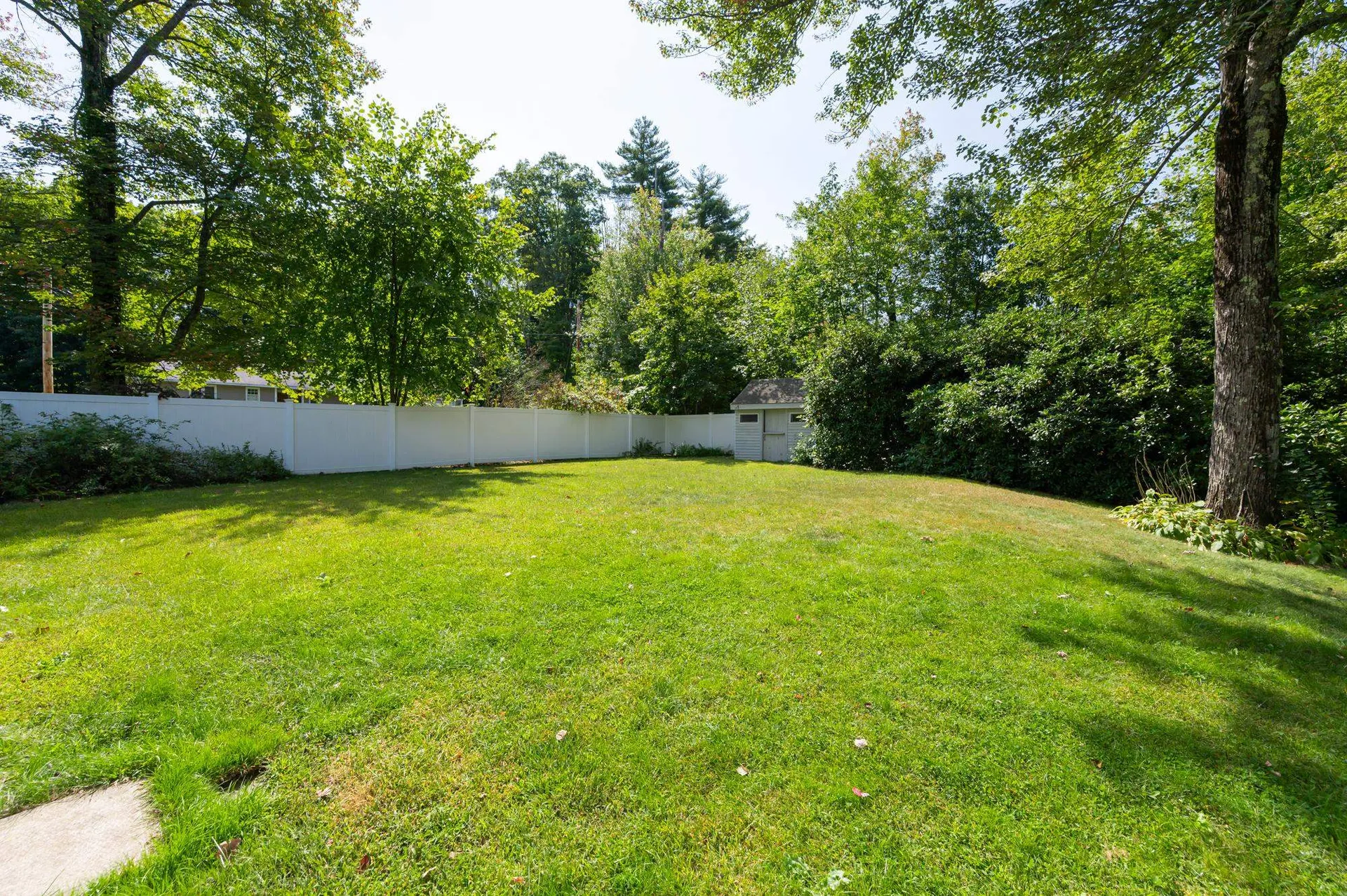 5 Dartmouth Lane Rochester NH 03867