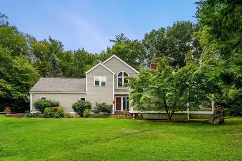 8 Brick Mill Road Bedford NH 03110