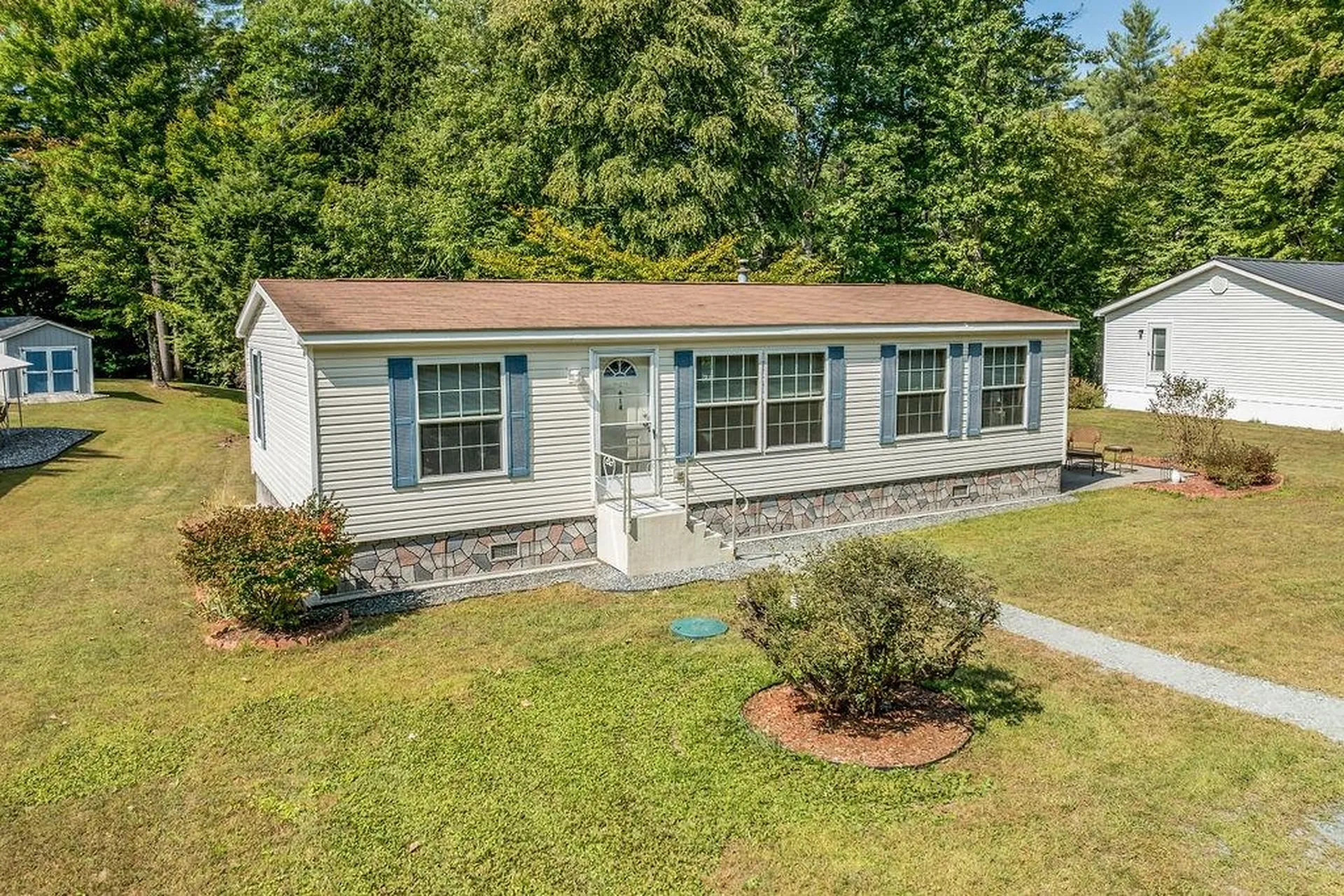 14 Cherry Tree Lane Hartland VT 05001