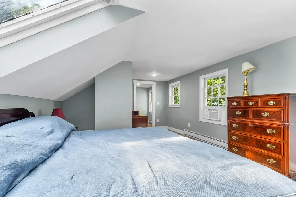 146 North Main Street Wolfeboro NH 03894