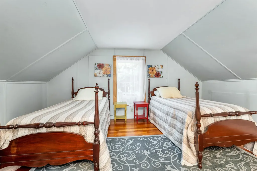 146 North Main Street Wolfeboro NH 03894