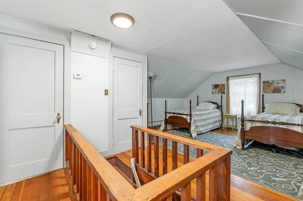 146 North Main Street Wolfeboro NH 03894