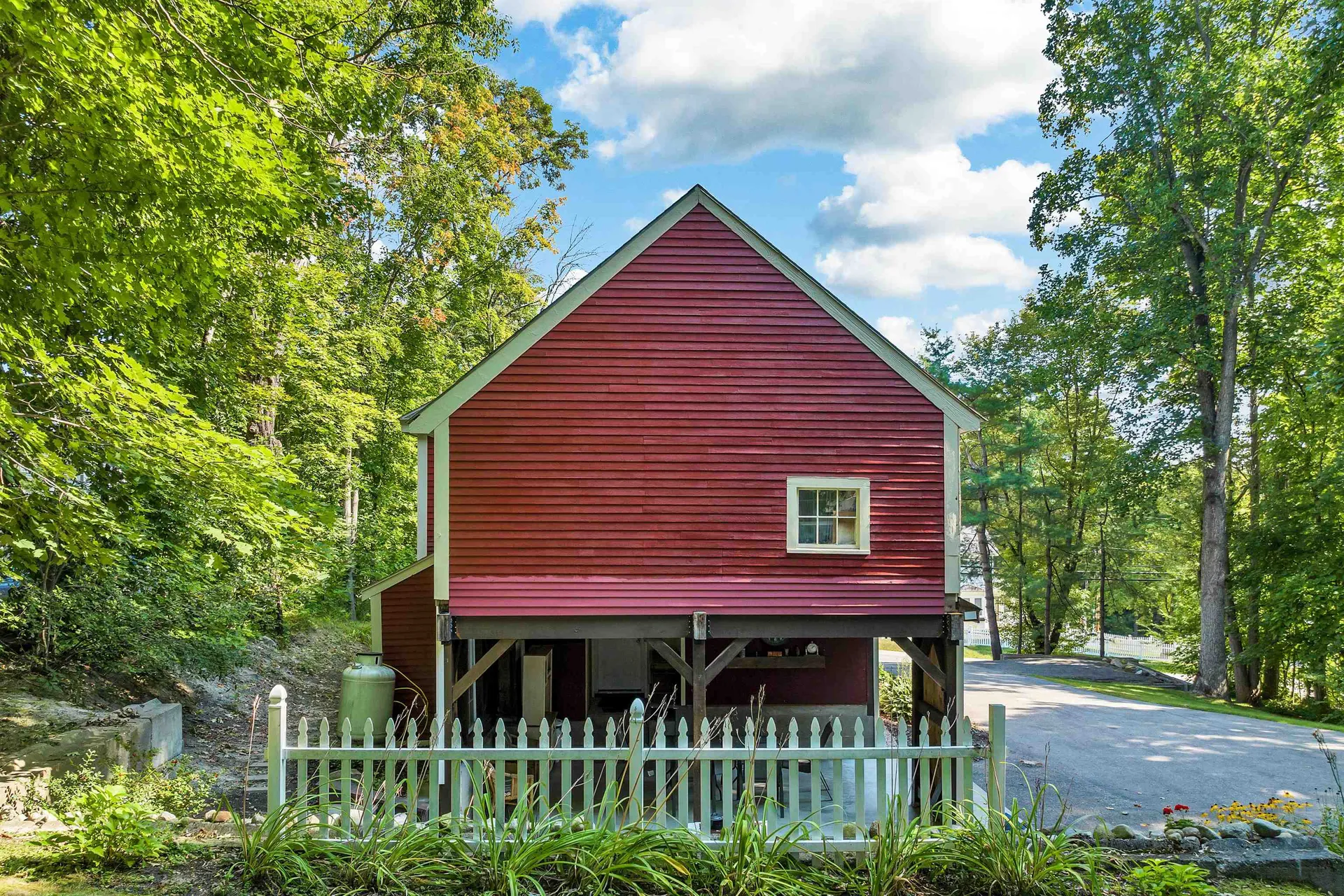 146 North Main Street Wolfeboro NH 03894