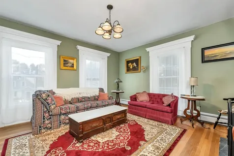 146 North Main Street Wolfeboro NH 03894