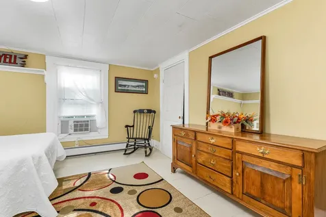 146 North Main Street Wolfeboro NH 03894