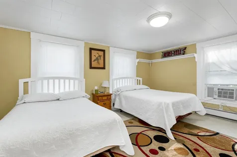 146 North Main Street Wolfeboro NH 03894