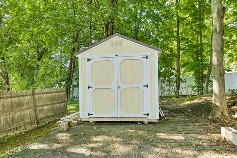 146 North Main Street Wolfeboro NH 03894