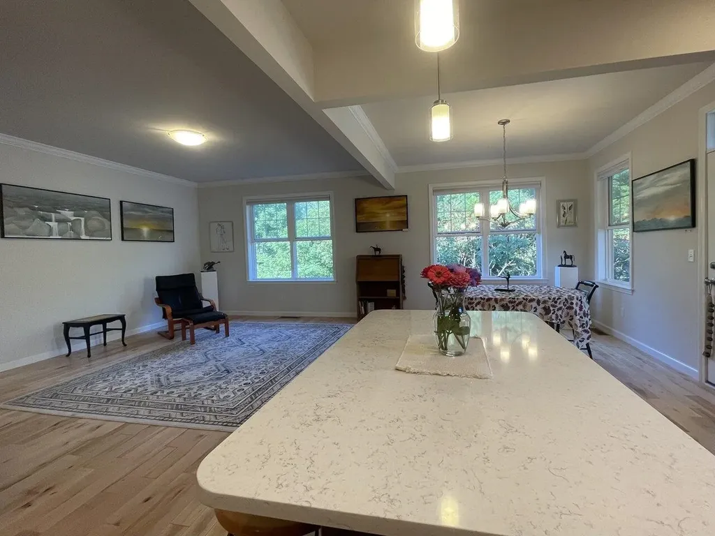 21 Mill River Lane Shelburne VT 05482