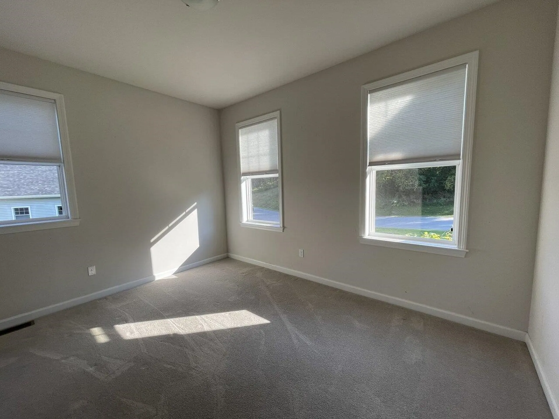 21 Mill River Lane Shelburne VT 05482