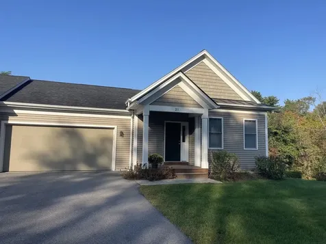 21 Mill River Lane Shelburne VT 05482