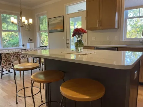 21 Mill River Lane Shelburne VT 05482