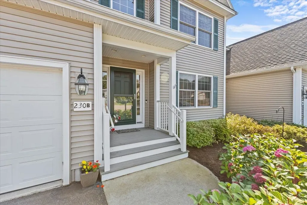 230 B Ledgewood Lane Georgia VT 05468