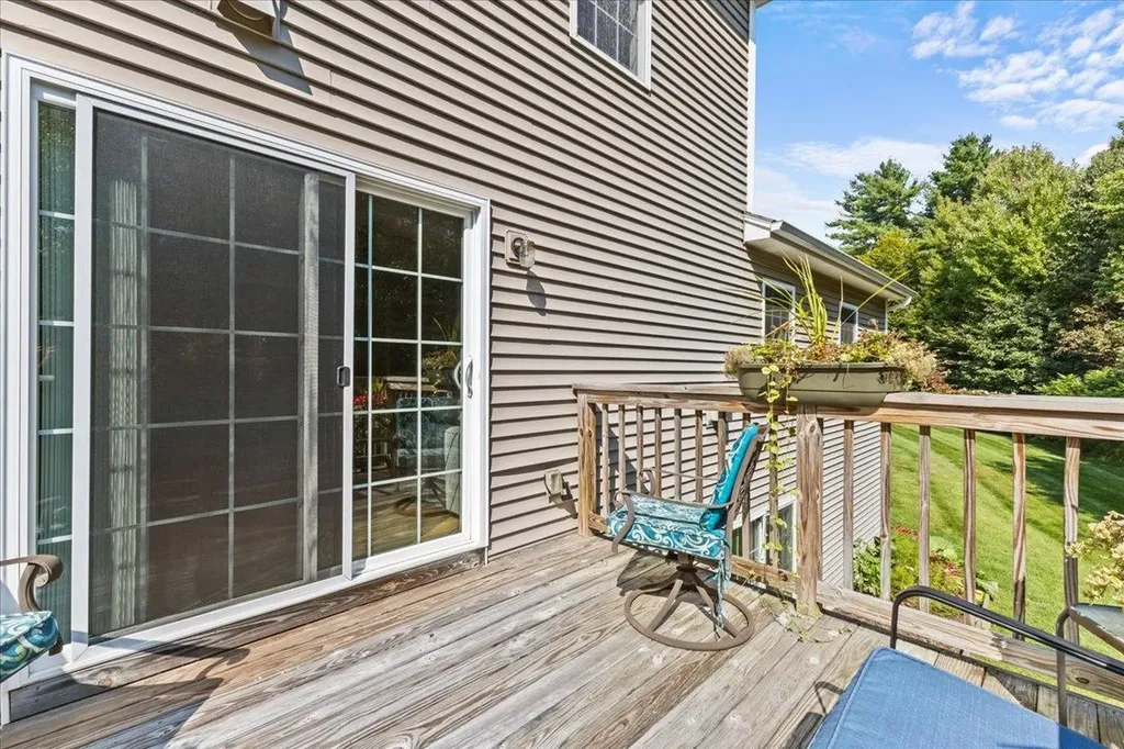 230 B Ledgewood Lane Georgia VT 05468