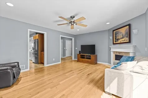 230 B Ledgewood Lane Georgia VT 05468