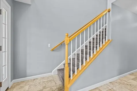 230 B Ledgewood Lane Georgia VT 05468