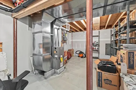 230 B Ledgewood Lane Georgia VT 05468