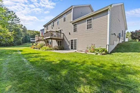 230 B Ledgewood Lane Georgia VT 05468